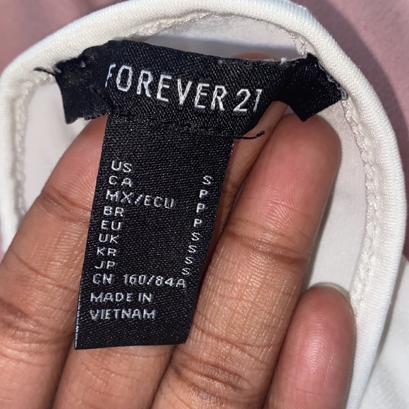 Forever 21 crop tank - Picture 3 of 3